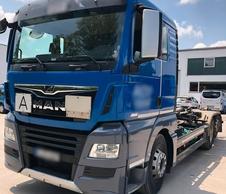 MAN TGX 26.580 6x2-4 BL TGX 26.580 6x2-4 BL, Intarder, Lenk-/Liftachse - Haakarmsysteem vrachtwagen: afbeelding 2 MAN TGX 26.580 6x2-4 BL TGX 26.580 6x2-4 BL, Intarder, Lenk-/Liftachse - Haakarmsysteem vrachtwagen: afbeelding 2