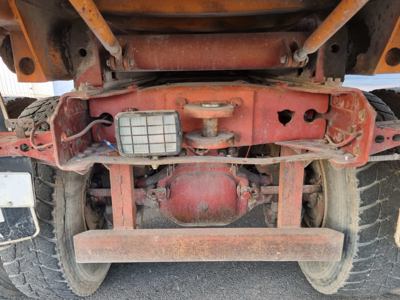 Mercedes-Benz - 2636 AK 6x6 - Kipper vrachtwagen: afbeelding 3 Mercedes-Benz - 2636 AK 6x6 - Kipper vrachtwagen: afbeelding 3