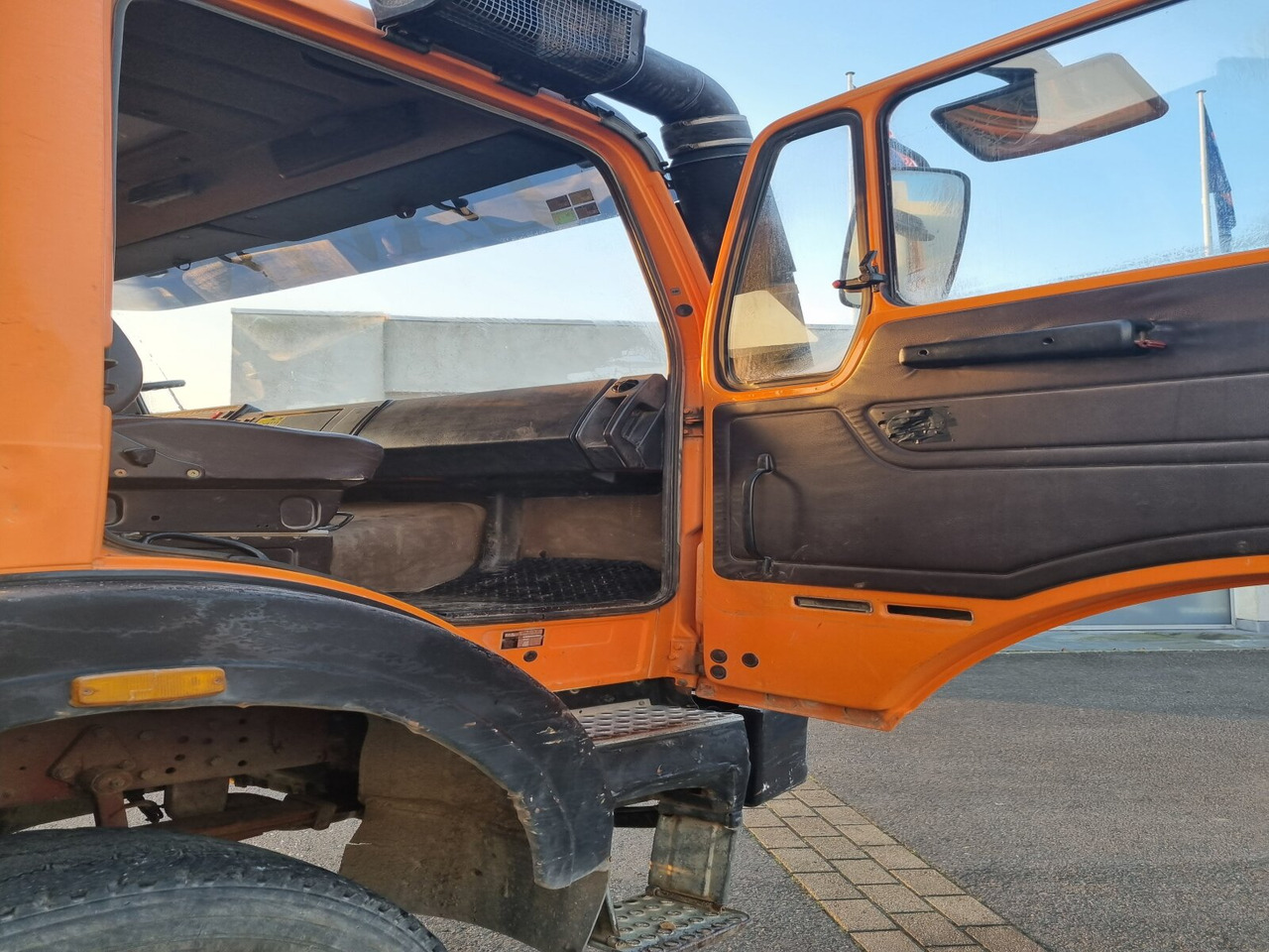 Mercedes-Benz - 2636 AK 6x6 - Kipper vrachtwagen: afbeelding 5 Mercedes-Benz - 2636 AK 6x6 - Kipper vrachtwagen: afbeelding 5