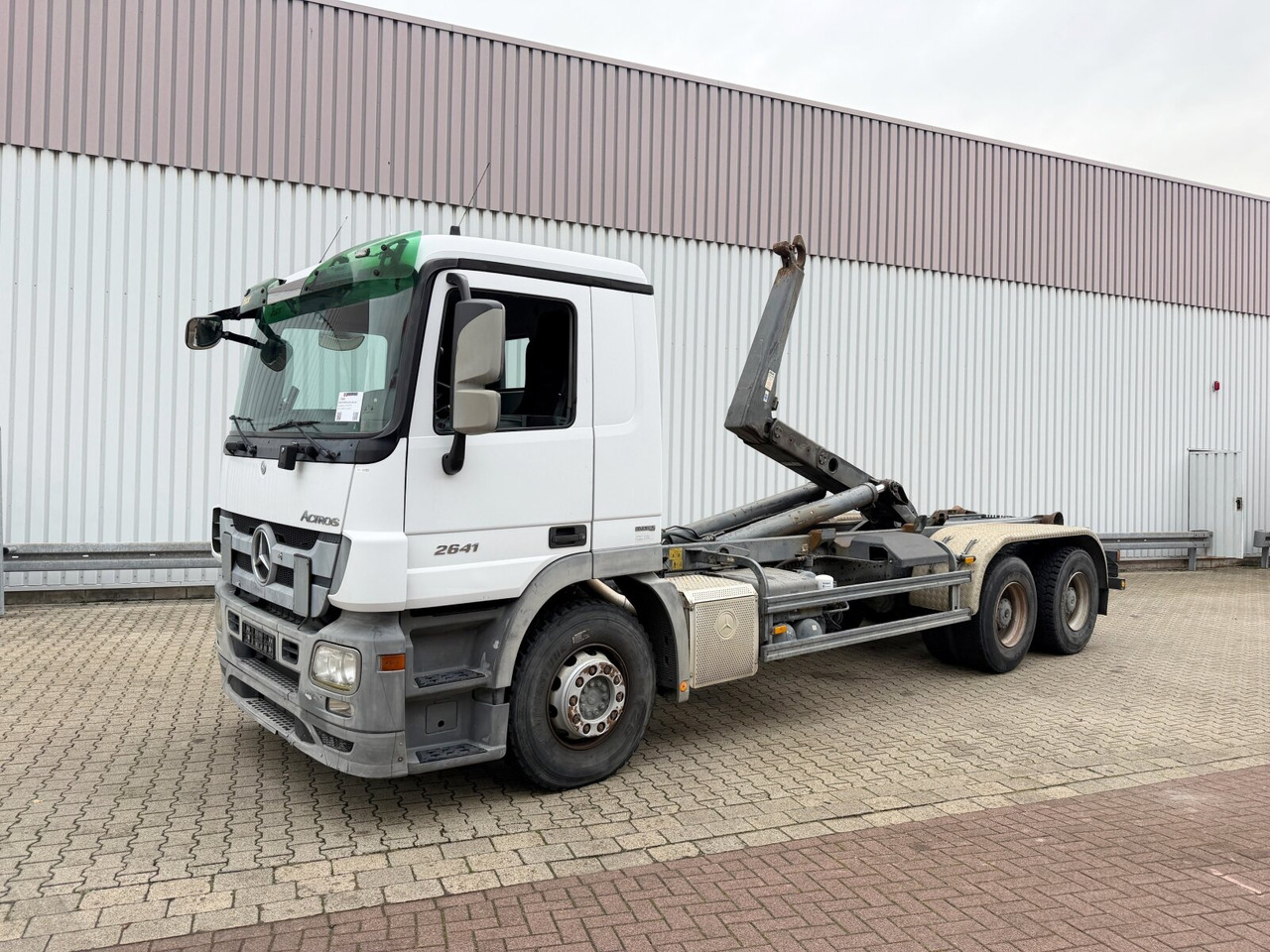 Mercedes-Benz Actros 2641 6x4 Actros 2641 6x4 - Haakarmsysteem vrachtwagen: afbeelding 1 Mercedes-Benz Actros 2641 6x4 Actros 2641 6x4 - Haakarmsysteem vrachtwagen: afbeelding 1