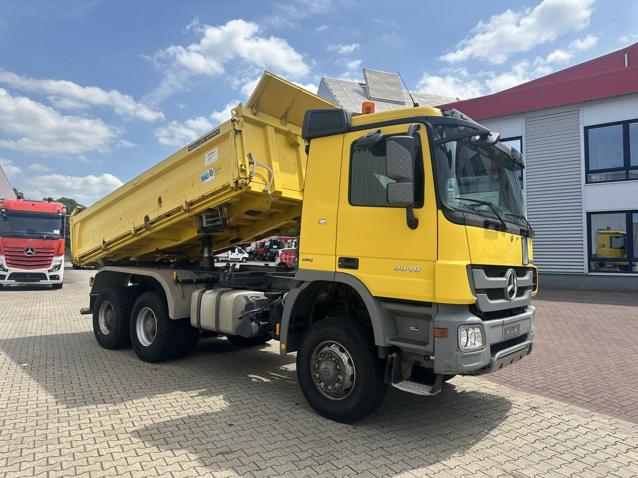 Leasing Mercedes-Benz Actros 3348 AK 6x6 Actros 3348 AK 6x6, Bordmatik links Mercedes-Benz Actros 3348 AK 6x6 Actros 3348 AK 6x6, Bordmatik links: afbeelding 9 Leasing Mercedes-Benz Actros 3348 AK 6x6 Actros 3348 AK 6x6, Bordmatik links Mercedes-Benz Actros 3348 AK 6x6 Actros 3348 AK 6x6, Bordmatik links: afbeelding 9