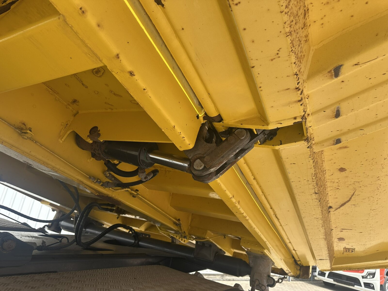 Leasing Mercedes-Benz Actros 3348 AK 6x6 Actros 3348 AK 6x6, Bordmatik links Mercedes-Benz Actros 3348 AK 6x6 Actros 3348 AK 6x6, Bordmatik links: afbeelding 13 Leasing Mercedes-Benz Actros 3348 AK 6x6 Actros 3348 AK 6x6, Bordmatik links Mercedes-Benz Actros 3348 AK 6x6 Actros 3348 AK 6x6, Bordmatik links: afbeelding 13