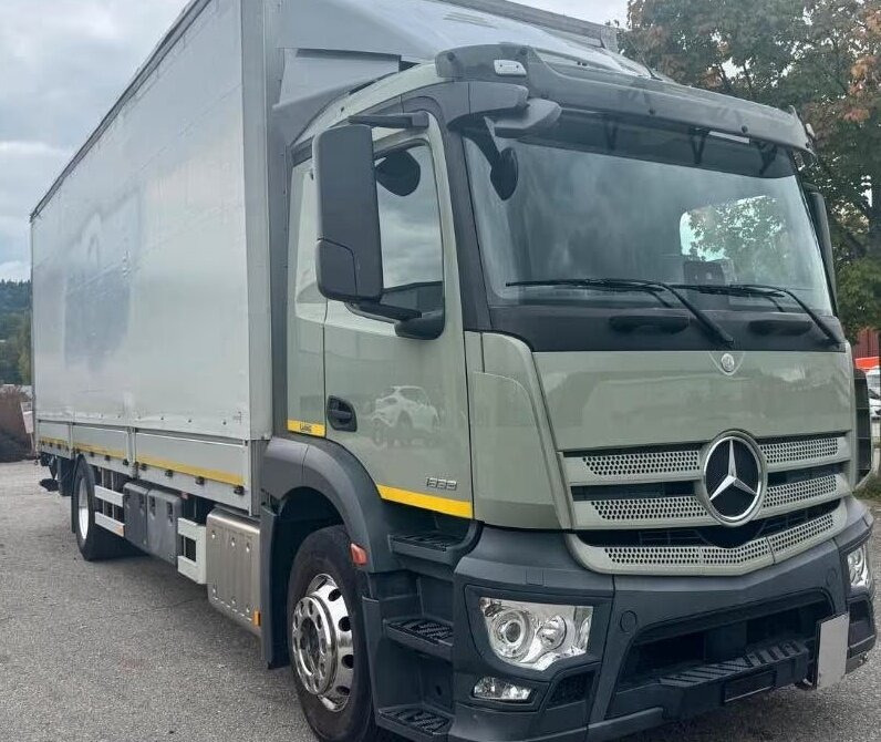 Mercedes-Benz Antos 1833 L nR 4x2 Antos 1833 L nR 4x2, Retarder, Bi-Xenon, Volumer, Edscha, Dautel LBW - Vrachtwagen met open laadbak: afbeelding 1 Mercedes-Benz Antos 1833 L nR 4x2 Antos 1833 L nR 4x2, Retarder, Bi-Xenon, Volumer, Edscha, Dautel LBW - Vrachtwagen met open laadbak: afbeelding 1