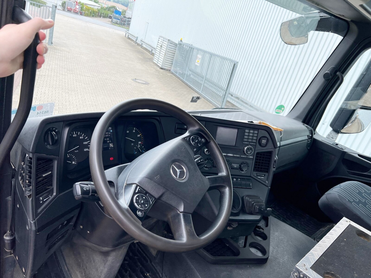 Mercedes-Benz Arocs 1840 K 4x2 Arocs 1840 K 4x2 - Kipper vrachtwagen: afbeelding 4 Mercedes-Benz Arocs 1840 K 4x2 Arocs 1840 K 4x2 - Kipper vrachtwagen: afbeelding 4