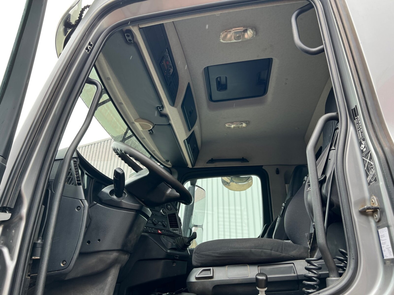 Mercedes-Benz Arocs 1840 K 4x2 Arocs 1840 K 4x2 - Kipper vrachtwagen: afbeelding 3 Mercedes-Benz Arocs 1840 K 4x2 Arocs 1840 K 4x2 - Kipper vrachtwagen: afbeelding 3