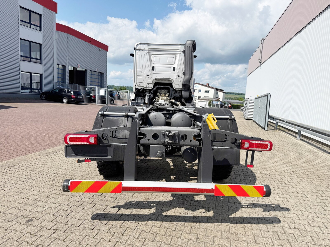 Nieuw Chassis vrachtwagen Mercedes-Benz Arocs 2053 A 4x4 Arocs 2053 A 4x4, Grounder, MirrorCam, Multimedia Cockpit, Navi: afbeelding 11