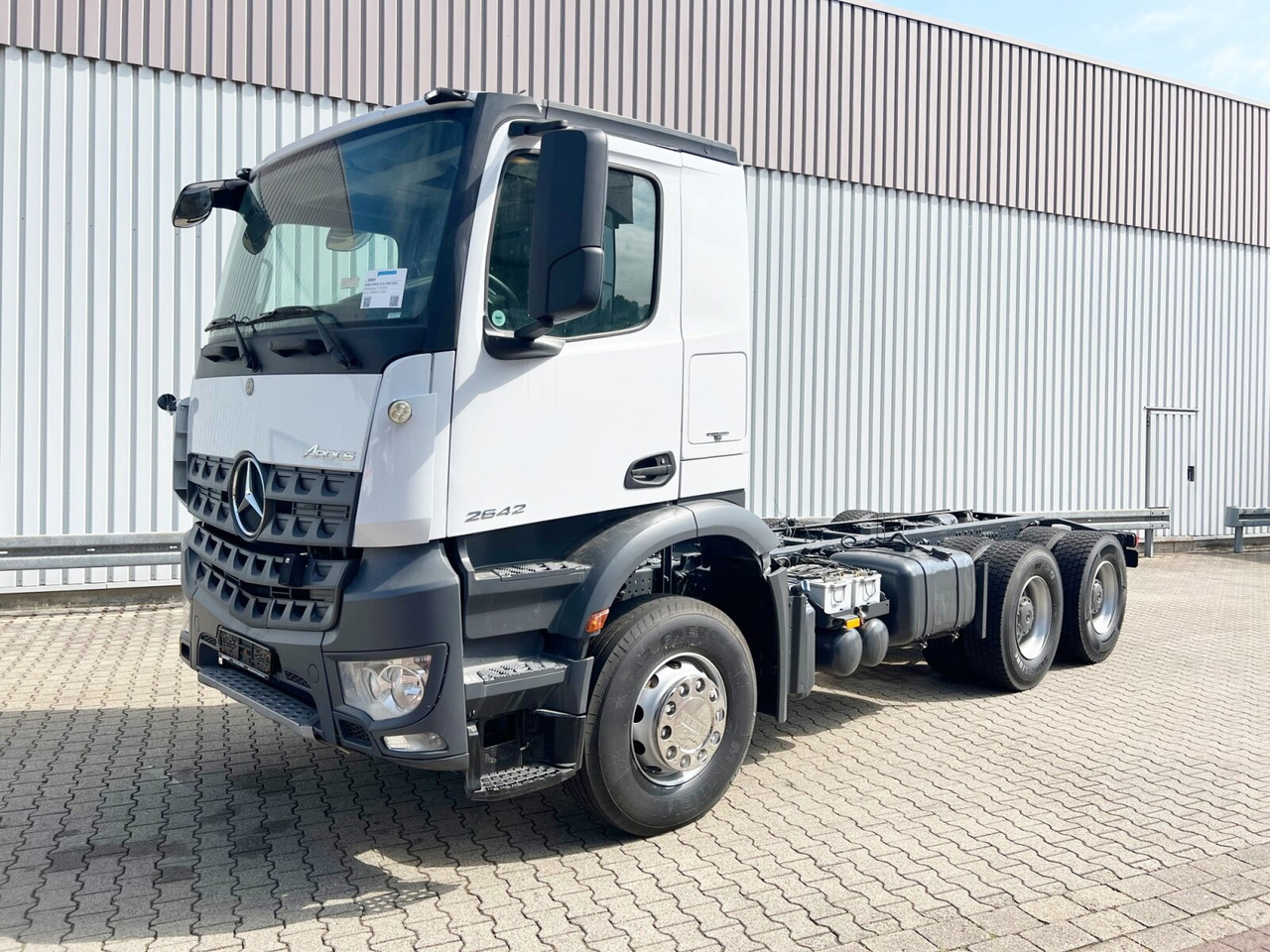 Mercedes-Benz Arocs 2642/45 K 6x4 Arocs 2642/45 K 6x4, Retarder, Motorabtrieb - Chassis vrachtwagen: afbeelding 1 Mercedes-Benz Arocs 2642/45 K 6x4 Arocs 2642/45 K 6x4, Retarder, Motorabtrieb - Chassis vrachtwagen: afbeelding 1