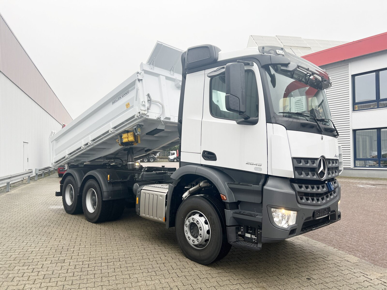 Nieuw Kipper vrachtwagen Mercedes-Benz Arocs 2645 K 6x4 Arocs 2645 K 6x4, MultimediaCockpit, Bordmatik links: afbeelding 8