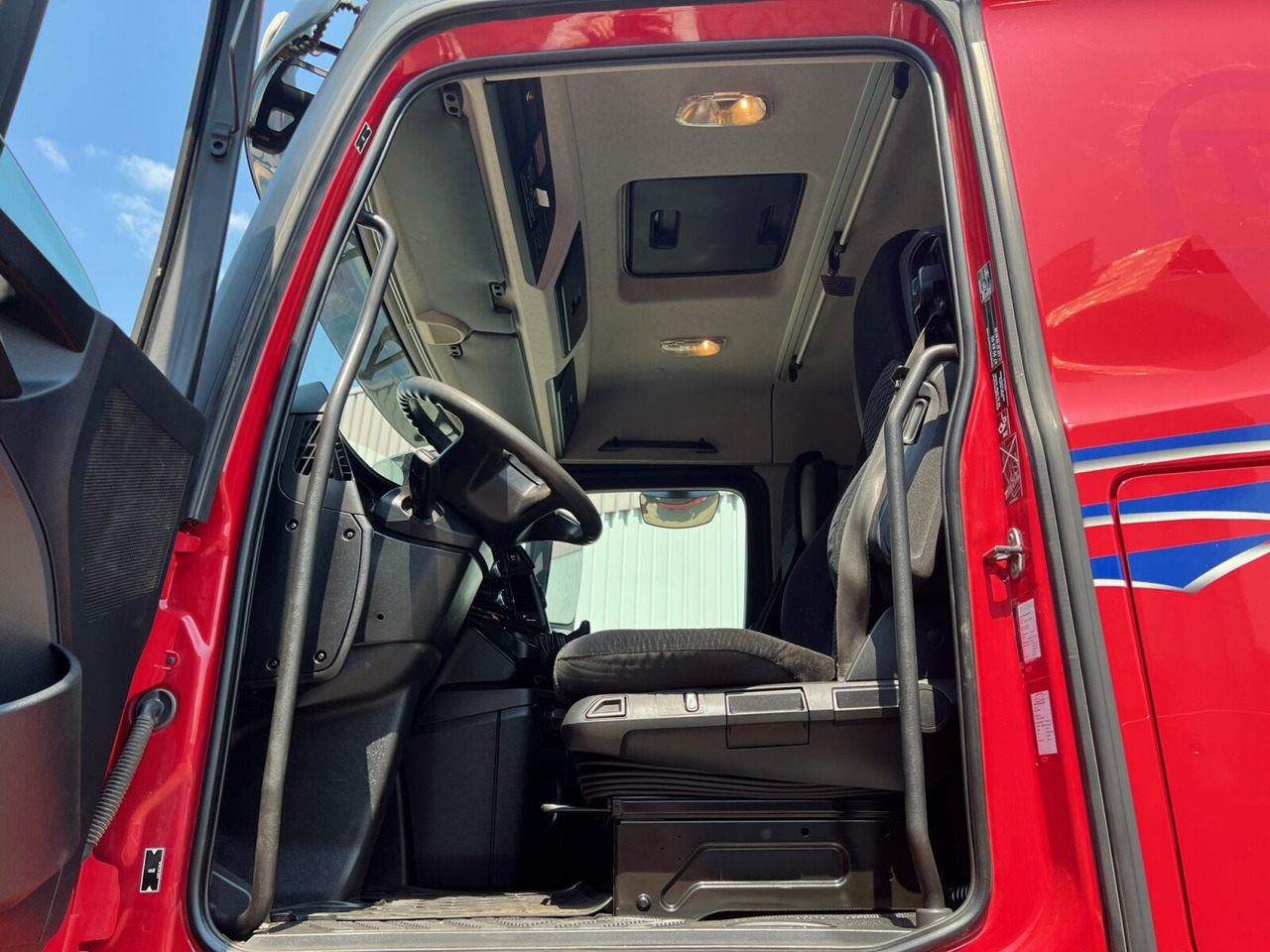 Mercedes-Benz Arocs 2658 K 6x4 Arocs 2658 K 6x4, Retarder, Stahlmulde ca. 11m³, hydr. Heckklappenöffnung - Kipper vrachtwagen: afbeelding 3 Mercedes-Benz Arocs 2658 K 6x4 Arocs 2658 K 6x4, Retarder, Stahlmulde ca. 11m³, hydr. Heckklappenöffnung - Kipper vrachtwagen: afbeelding 3