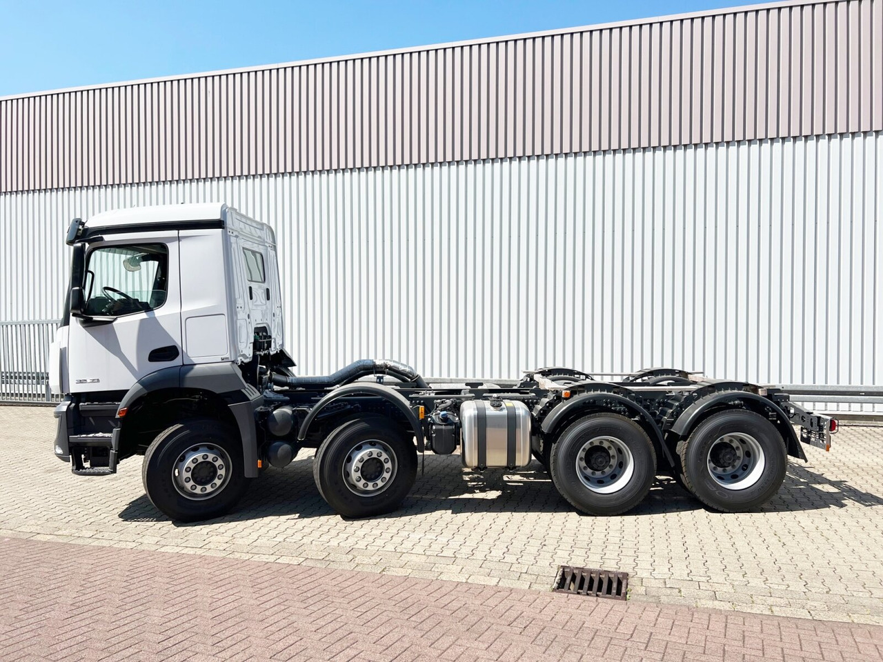 Mercedes-Benz Arocs 3240 8x4 Arocs 3240 8x4, 9/10m³ Mischer - Betonmixer: afbeelding 2 Mercedes-Benz Arocs 3240 8x4 Arocs 3240 8x4, 9/10m³ Mischer - Betonmixer: afbeelding 2