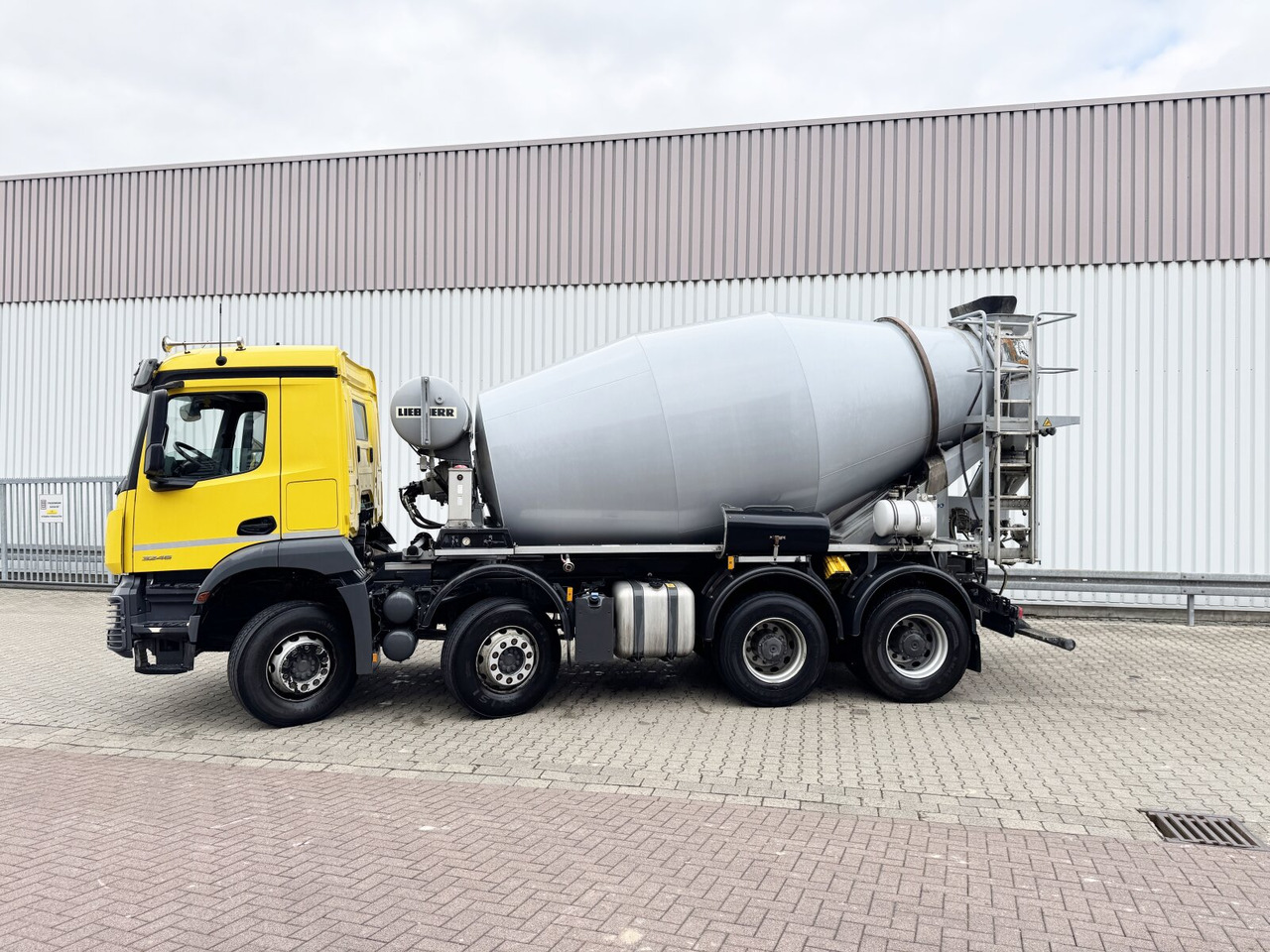 Mercedes-Benz Arocs 3246 B 8x4/4 Arocs 3246 B 8x4/4, Liebherr HTM 905 Mischer, 9m³, Multimedia Cockpit, Navi - Betonmixer: afbeelding 3 Mercedes-Benz Arocs 3246 B 8x4/4 Arocs 3246 B 8x4/4, Liebherr HTM 905 Mischer, 9m³, Multimedia Cockpit, Navi - Betonmixer: afbeelding 3