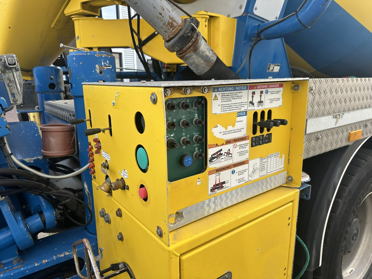 Mercedes-Benz Arocs 3246 B 8x4 Stetter Mischer 7m³, Pumpe 25m Arocs 3246 B 8x4 Stetter Mischer 7m³, Pumpe 25m - Betonpomp: afbeelding 3 Mercedes-Benz Arocs 3246 B 8x4 Stetter Mischer 7m³, Pumpe 25m Arocs 3246 B 8x4 Stetter Mischer 7m³, Pumpe 25m - Betonpomp: afbeelding 3