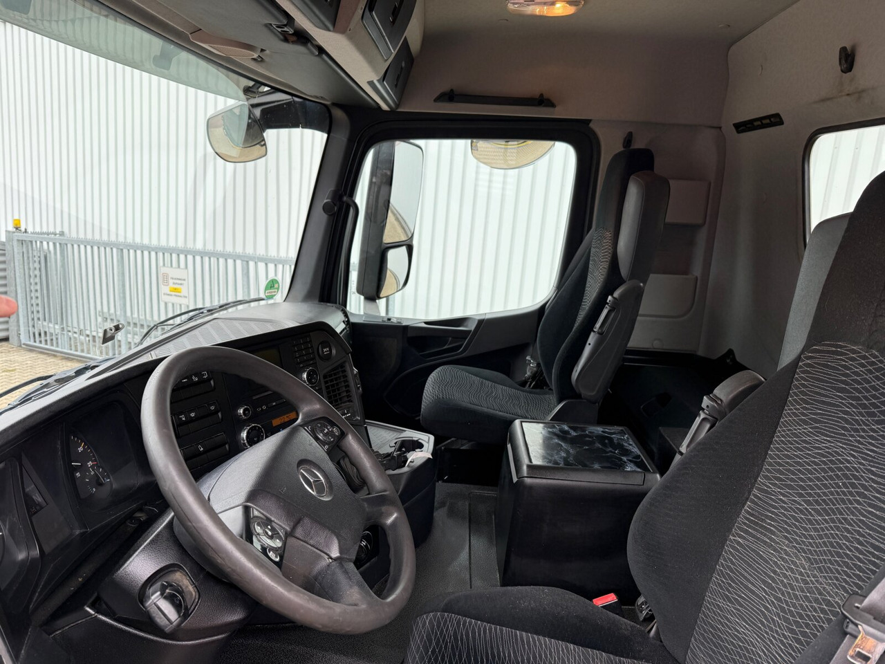 Mercedes-Benz Arocs 3363 K 6x4 Arocs 3363 K 6x4, Grounder, Turbo-Retarder-Kupplung - Haakarmsysteem vrachtwagen: afbeelding 5 Mercedes-Benz Arocs 3363 K 6x4 Arocs 3363 K 6x4, Grounder, Turbo-Retarder-Kupplung - Haakarmsysteem vrachtwagen: afbeelding 5