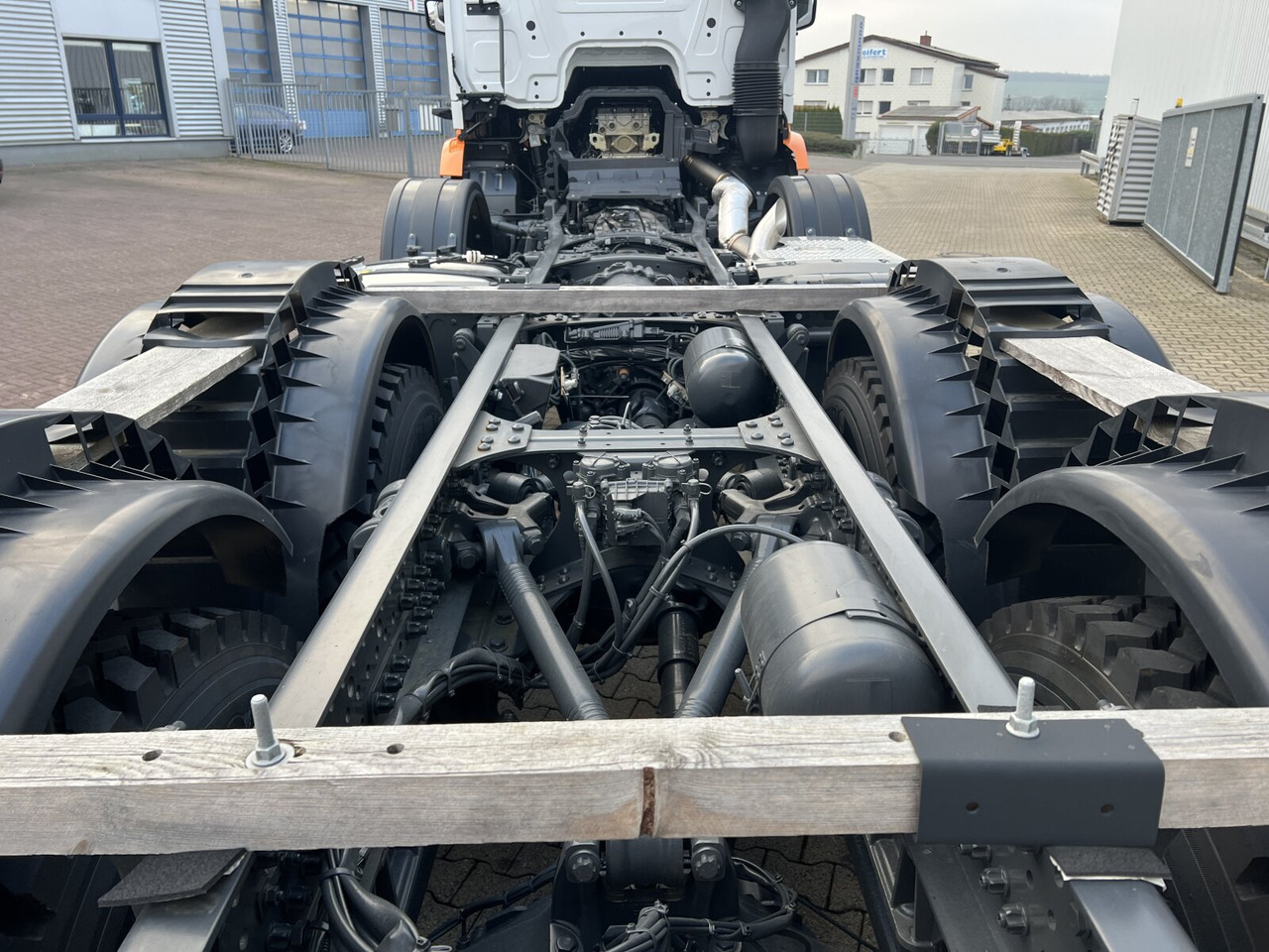 Nieuw Haakarmsysteem vrachtwagen Mercedes-Benz Arocs 4151 AK 8x8/4 Arocs 4151 AK 8x8/4, Grounder: afbeelding 6