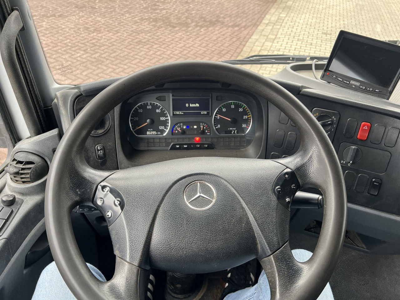 Mercedes-Benz Atego 1222 K 4x2 Atego 1222 K 4x2, 2x AHK - Kipper vrachtwagen: afbeelding 3 Mercedes-Benz Atego 1222 K 4x2 Atego 1222 K 4x2, 2x AHK - Kipper vrachtwagen: afbeelding 3
