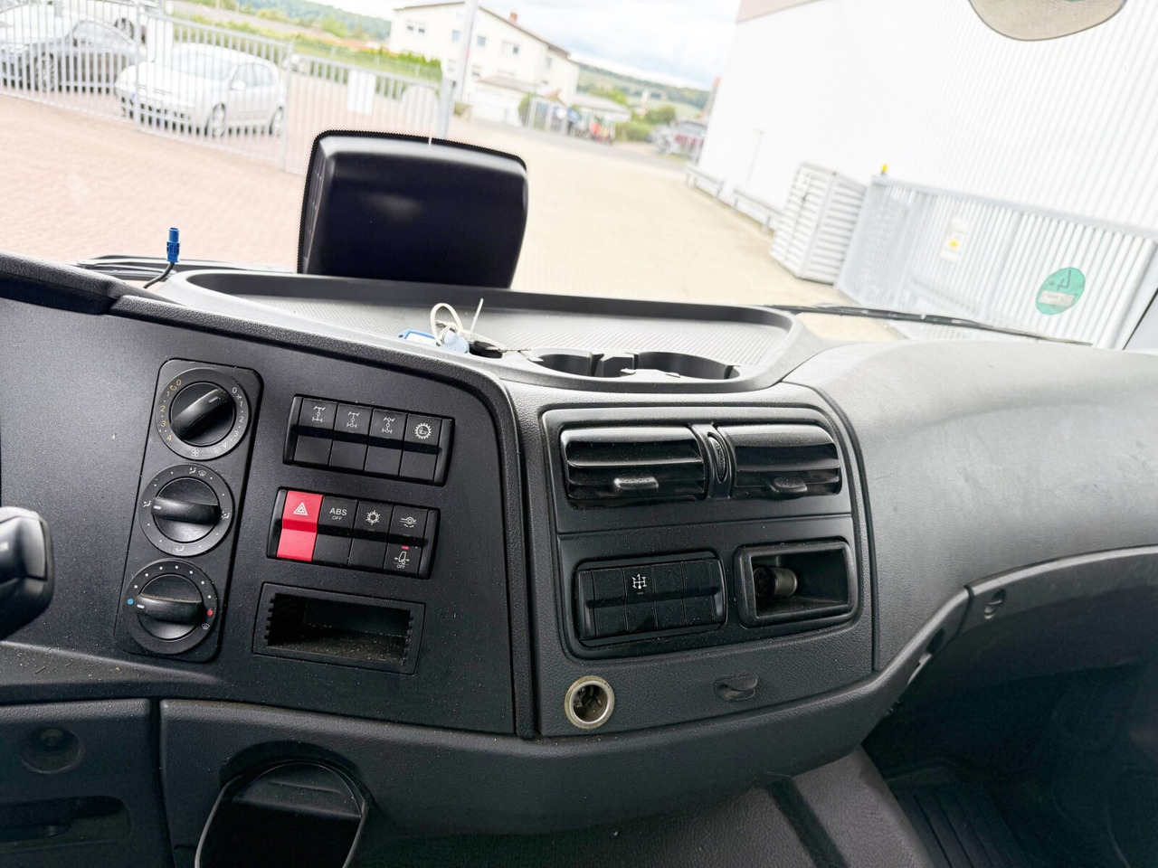 Mercedes-Benz Atego 1530 AK 4x4 Atego 1530 AK 4x4 - Kipper vrachtwagen: afbeelding 5 Mercedes-Benz Atego 1530 AK 4x4 Atego 1530 AK 4x4 - Kipper vrachtwagen: afbeelding 5