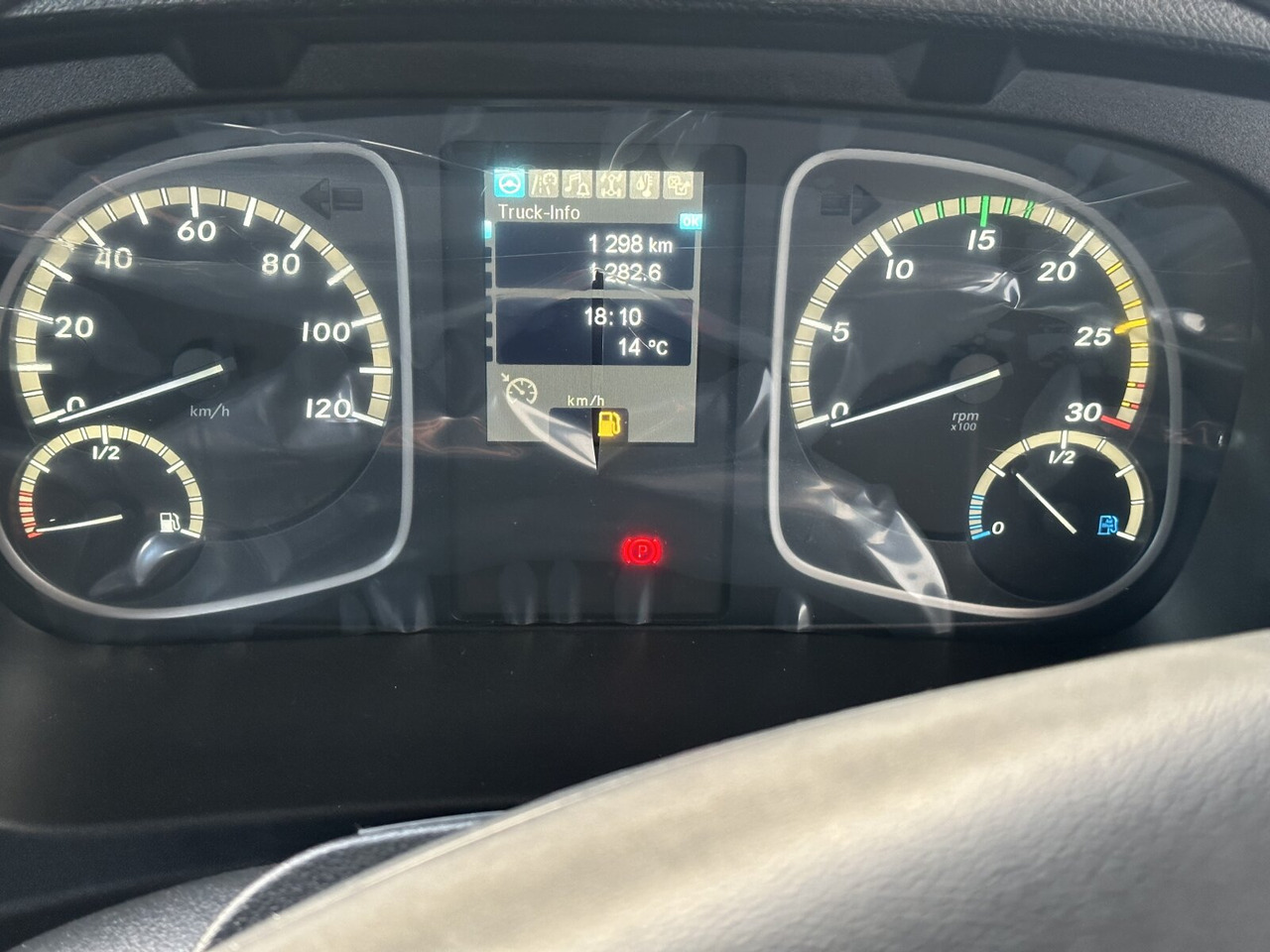 Mercedes-Benz Atego 1630 AK 4x4 Atego 1630 AK 4x4, Rechtslenker - Chassis vrachtwagen: afbeelding 2 Mercedes-Benz Atego 1630 AK 4x4 Atego 1630 AK 4x4, Rechtslenker - Chassis vrachtwagen: afbeelding 2