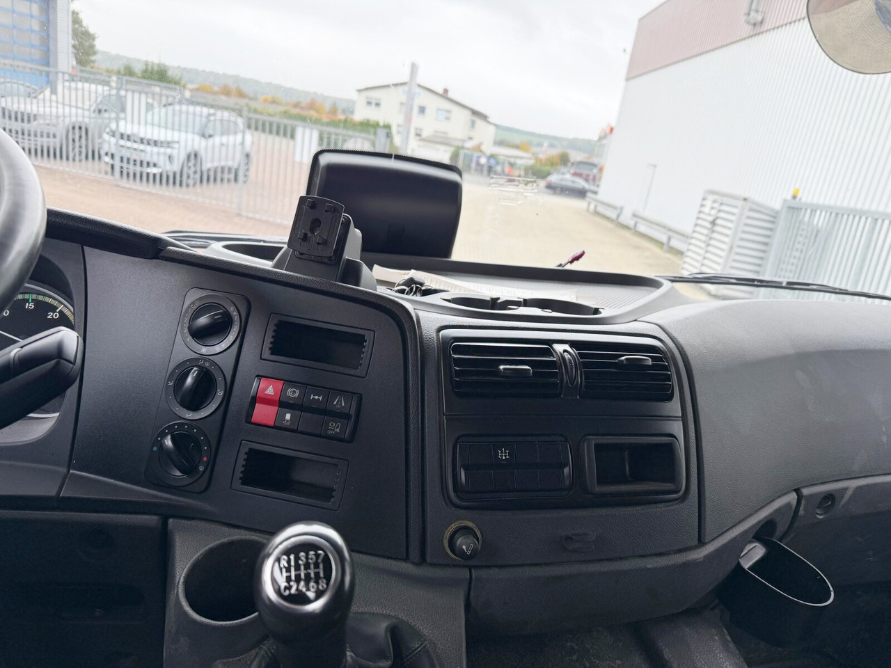 Mercedes-Benz Atego 1630 K 4x2 Atego 1630 K 4x2, Meiller 3-Seiten, 2 x AHK Öl - Kipper vrachtwagen: afbeelding 3 Mercedes-Benz Atego 1630 K 4x2 Atego 1630 K 4x2, Meiller 3-Seiten, 2 x AHK Öl - Kipper vrachtwagen: afbeelding 3