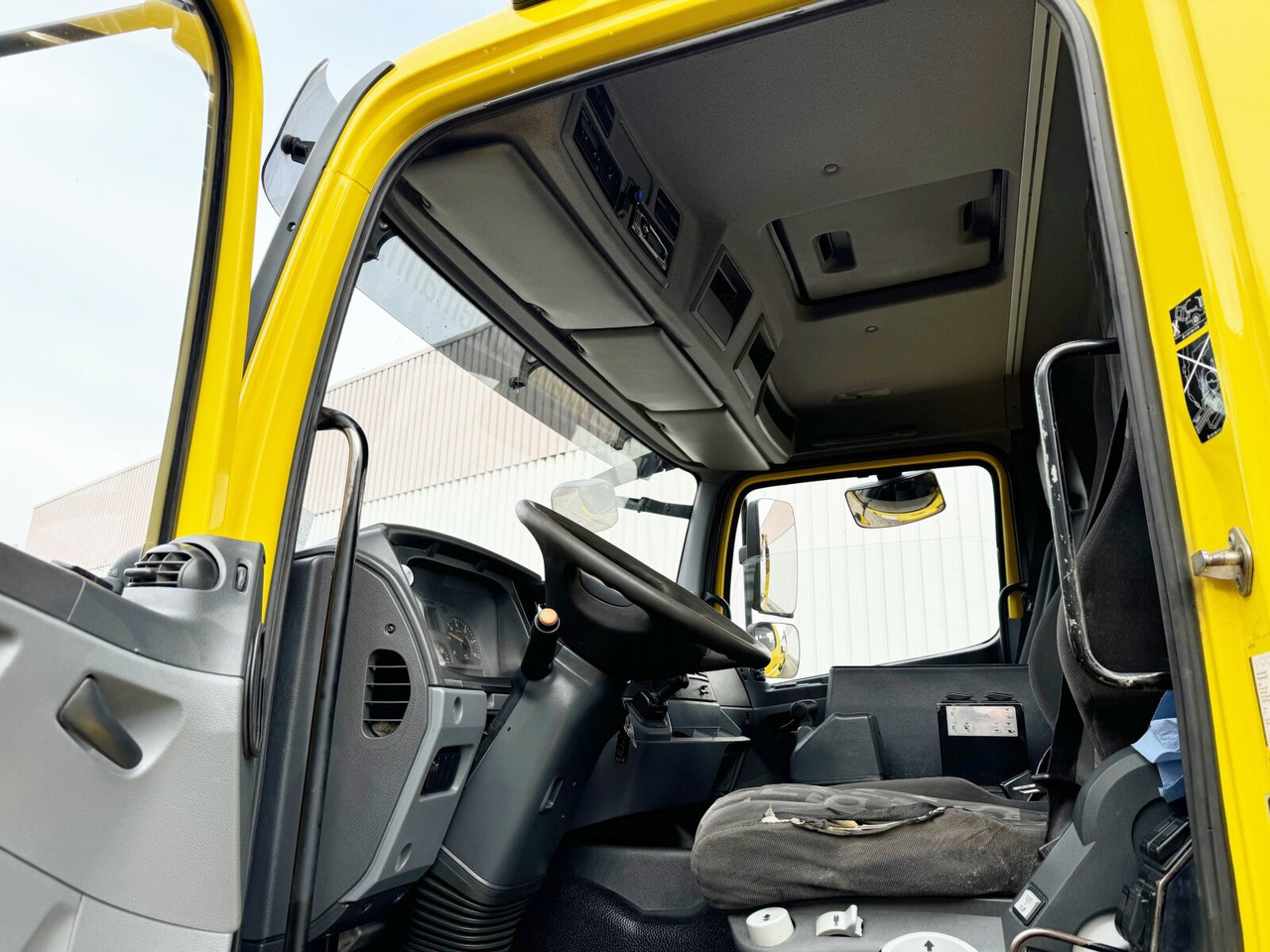 Mercedes-Benz Axor 1833 K 4x2 Axor 1833 K 4x2, Gergen TAK 20 Tele-Absetzer - Portaalarmsysteem vrachtwagen: afbeelding 3 Mercedes-Benz Axor 1833 K 4x2 Axor 1833 K 4x2, Gergen TAK 20 Tele-Absetzer - Portaalarmsysteem vrachtwagen: afbeelding 3