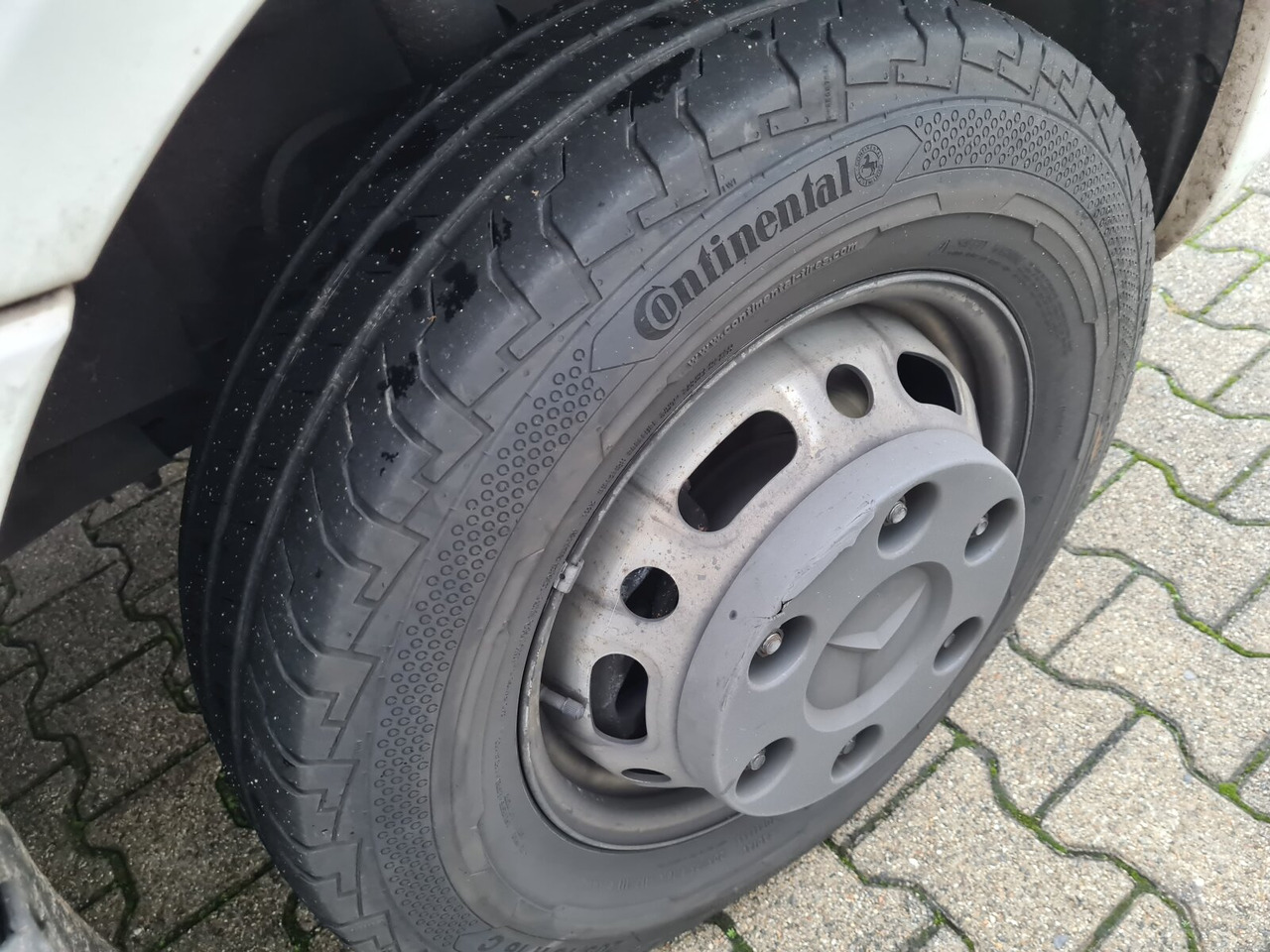 Mercedes-Benz Sprinter 516 CDI 4x2 Sprinter 516 CDI 4x2, Rettungswagen - Gesloten bestelwagen: afbeelding 3 Mercedes-Benz Sprinter 516 CDI 4x2 Sprinter 516 CDI 4x2, Rettungswagen - Gesloten bestelwagen: afbeelding 3