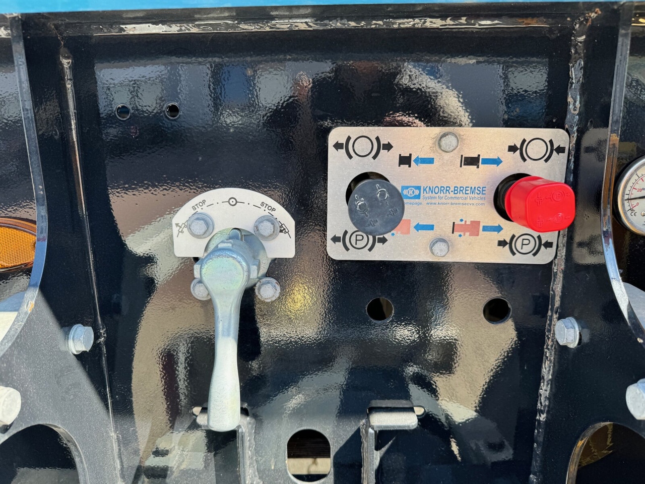 Euro ATM 27 Euro ATM 27, HARDOX Stahlmulde ca. 27m³, Liftachse - Oplegger: afbeelding 2 Euro ATM 27 Euro ATM 27, HARDOX Stahlmulde ca. 27m³, Liftachse - Oplegger: afbeelding 2