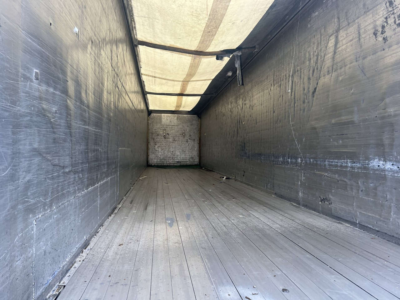 Kraker CF 200 Kraker CF 200 Schubbodenauflieger, ca. 92m³ - Oplegger: afbeelding 2 Kraker CF 200 Kraker CF 200 Schubbodenauflieger, ca. 92m³ - Oplegger: afbeelding 2