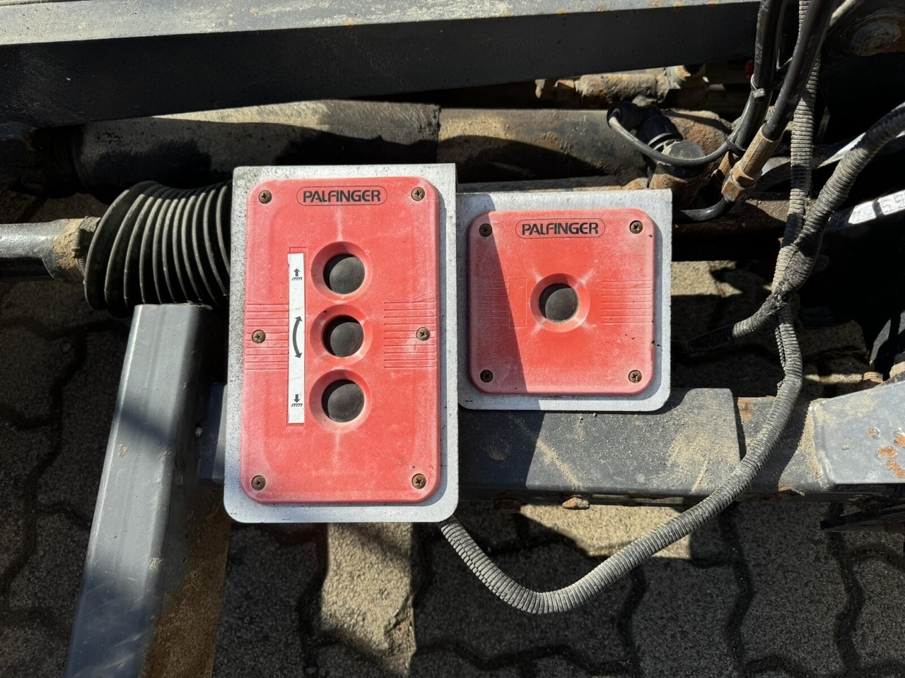 MBB C 2000 S Ladebordwand MBB C 2000 S Ladebordwand - Oplegger: afbeelding 4 MBB C 2000 S Ladebordwand MBB C 2000 S Ladebordwand - Oplegger: afbeelding 4