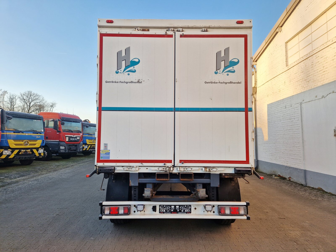 Orten PRASQ 18 Getränkeanhänger PRASQ 18 Getränkeanhänger, Stapleraufnahme, 12x VORHANDEN! - Gesloten aanhangwagen: afbeelding 4 Orten PRASQ 18 Getränkeanhänger PRASQ 18 Getränkeanhänger, Stapleraufnahme, 12x VORHANDEN! - Gesloten aanhangwagen: afbeelding 4