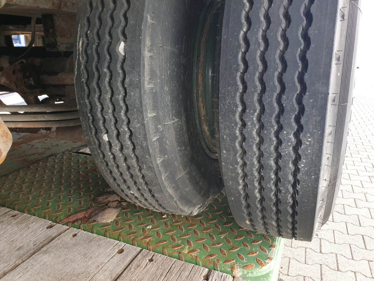 P 528/803-01 BLUMHARDT P 528/803-01, 3-Achs Satteltieflader, Ex-Bundeswehr - Dieplader oplegger: afbeelding 5 P 528/803-01 BLUMHARDT P 528/803-01, 3-Achs Satteltieflader, Ex-Bundeswehr - Dieplader oplegger: afbeelding 5