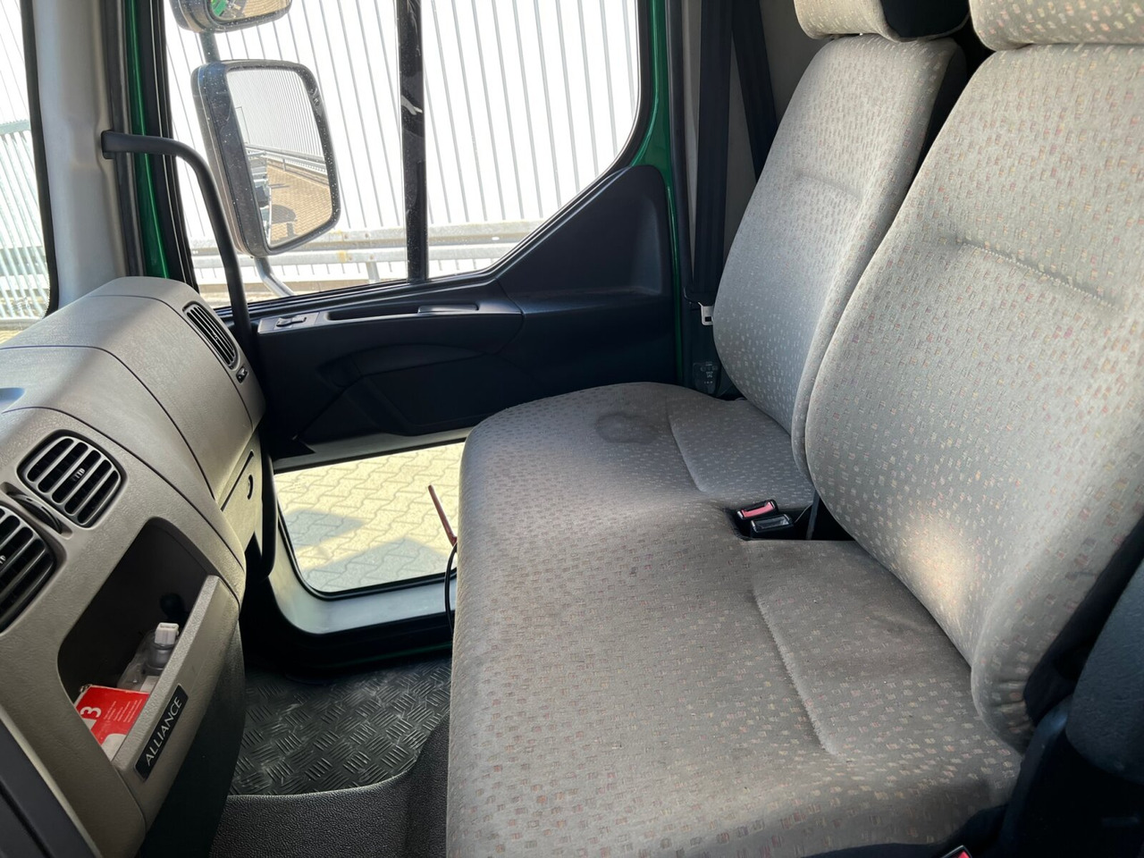 Renault Midlum 220.12 4x2 Midlum 220.12 4x2, BDF verschiedene Größen - Chassis vrachtwagen: afbeelding 5 Renault Midlum 220.12 4x2 Midlum 220.12 4x2, BDF verschiedene Größen - Chassis vrachtwagen: afbeelding 5