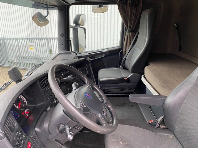 Scania R450 LB 6x2-4 R450 LB 6x2-4 Getränkekoffer, Retarder, Lift-/Lenkachse, Stapleraufnahme - Bakwagen: afbeelding 4 Scania R450 LB 6x2-4 R450 LB 6x2-4 Getränkekoffer, Retarder, Lift-/Lenkachse, Stapleraufnahme - Bakwagen: afbeelding 4