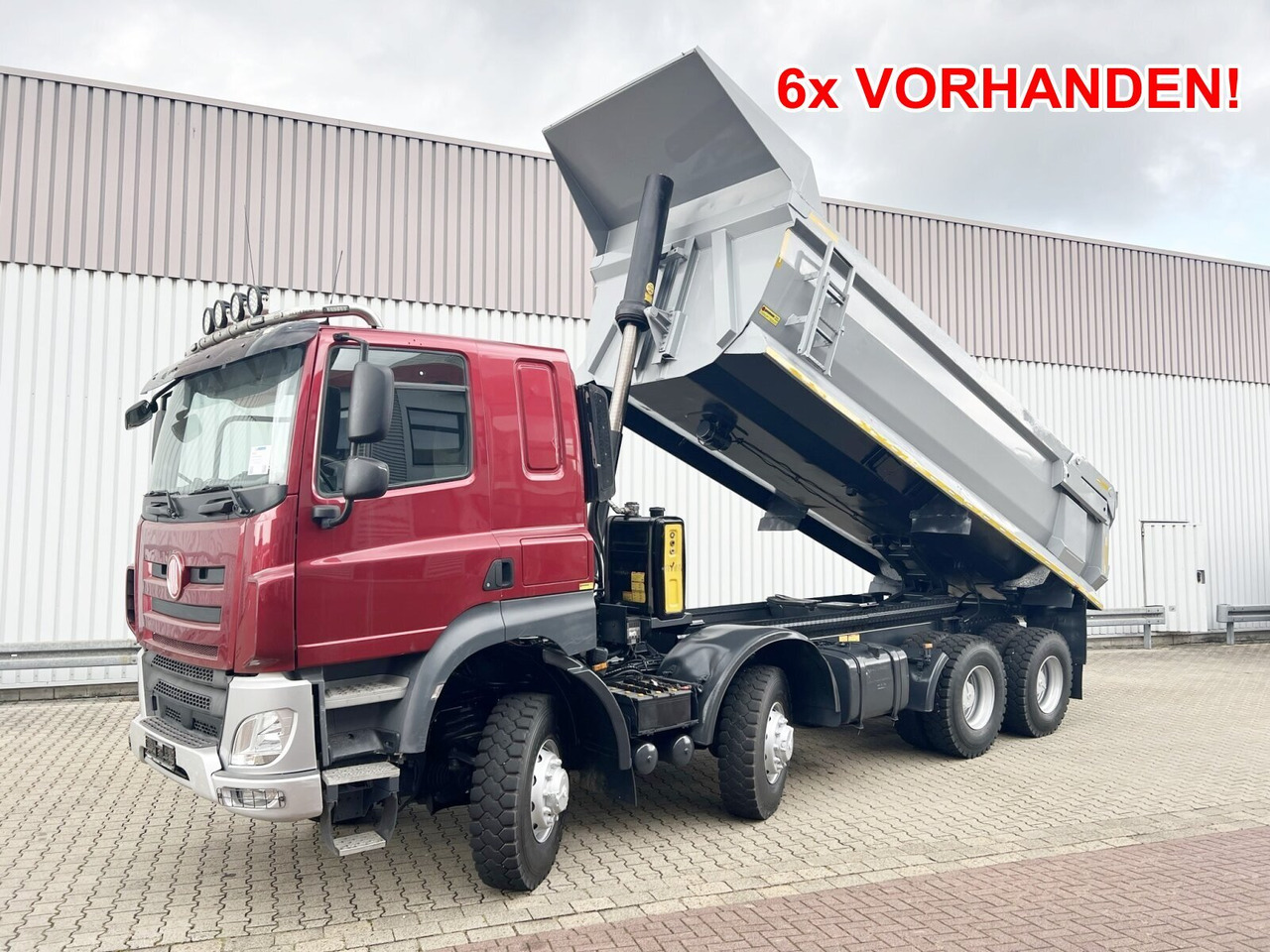 Tatra Phoenix 8x8 Phoenix 8x8, Stahlmulde ca. 22m³, hydr. Heckklappe - Kiepwagen: afbeelding 1 Tatra Phoenix 8x8 Phoenix 8x8, Stahlmulde ca. 22m³, hydr. Heckklappe - Kiepwagen: afbeelding 1