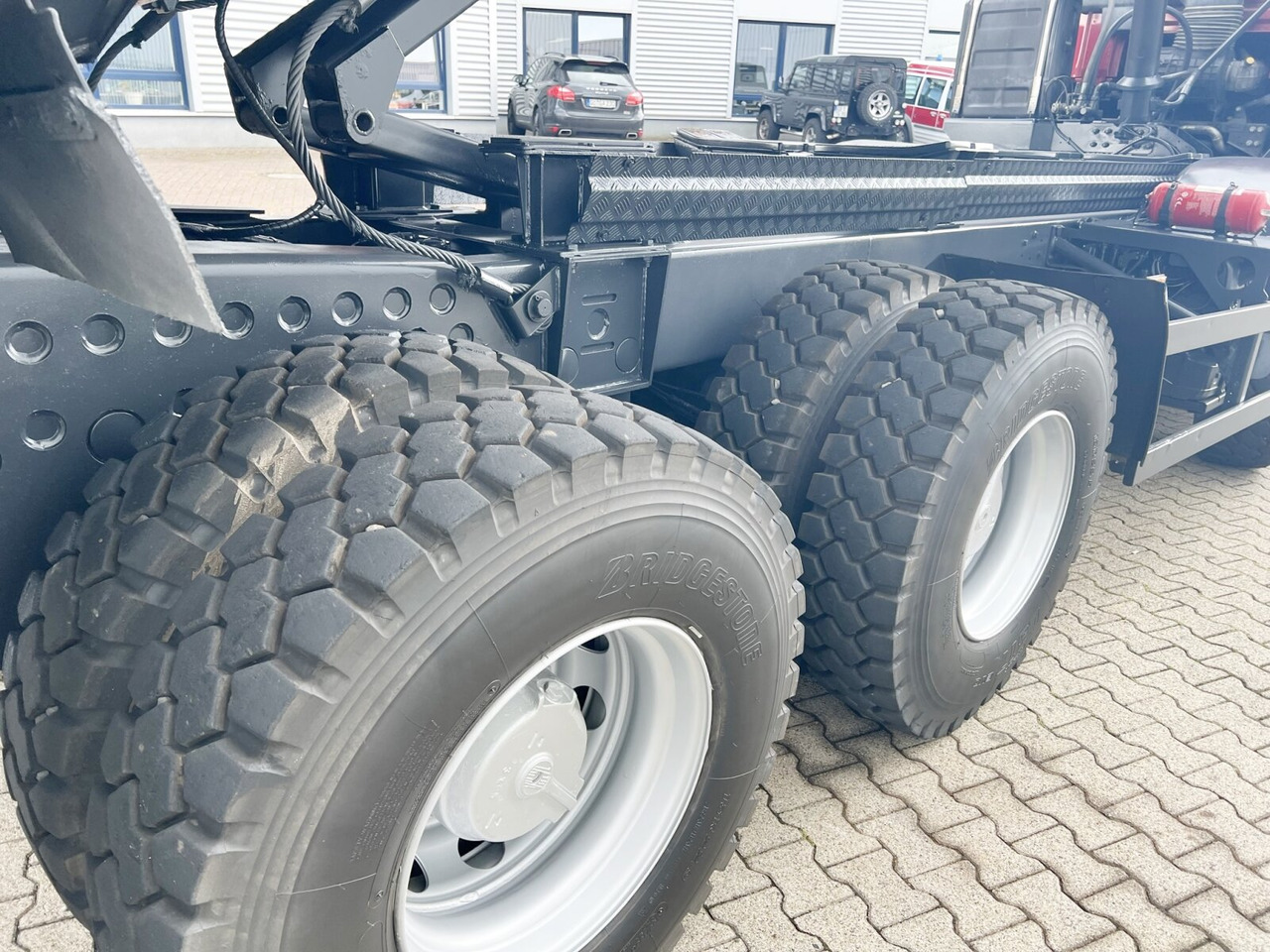 Tatra Phoenix 8x8 Phoenix 8x8, Stahlmulde ca. 22m³, hydr. Heckklappe - Kiepwagen: afbeelding 4 Tatra Phoenix 8x8 Phoenix 8x8, Stahlmulde ca. 22m³, hydr. Heckklappe - Kiepwagen: afbeelding 4