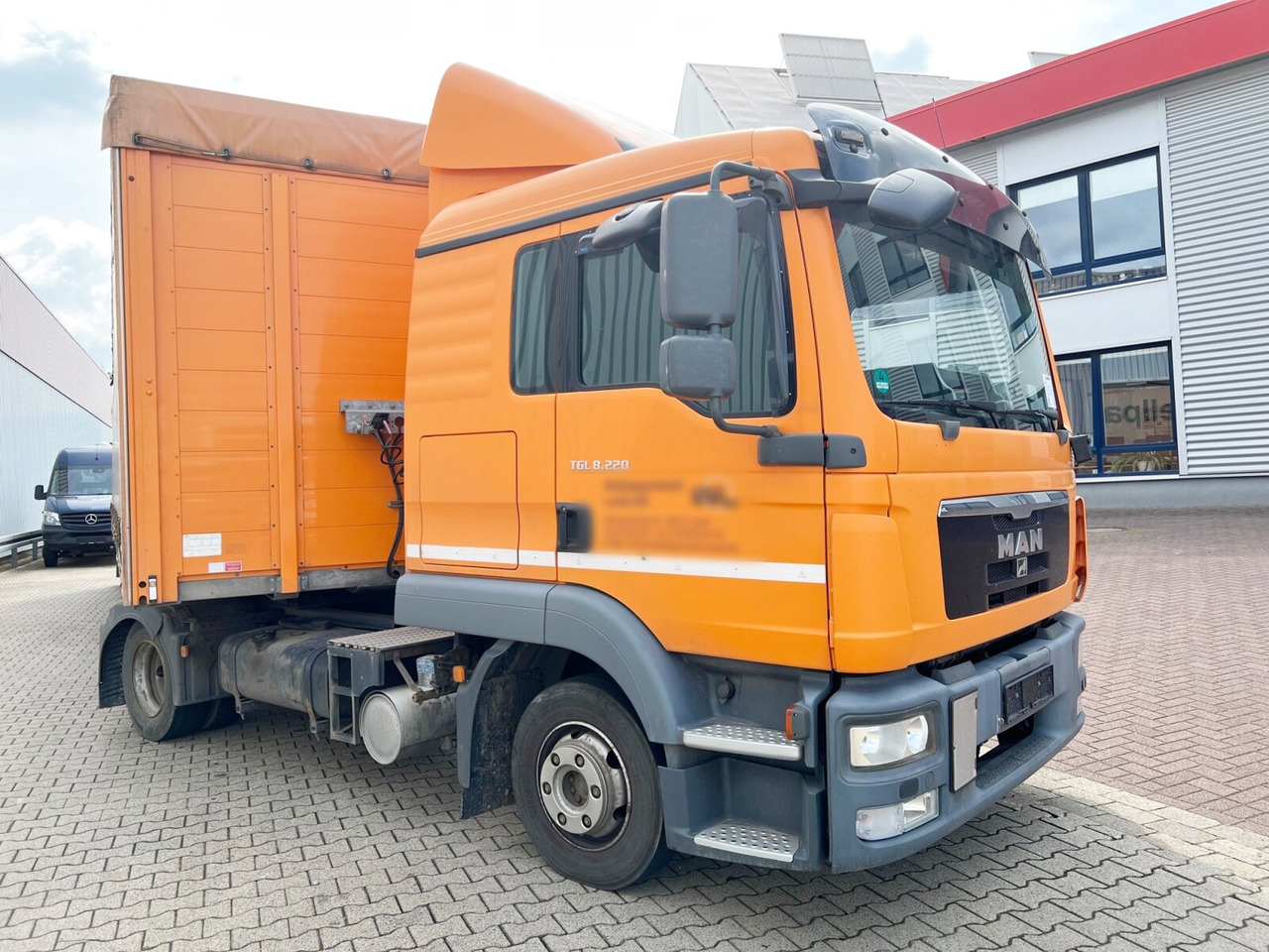 Interieur foto 1: Trekker MAN TGL 8.220 4X2 BL TGL 8.220 4X2 BL