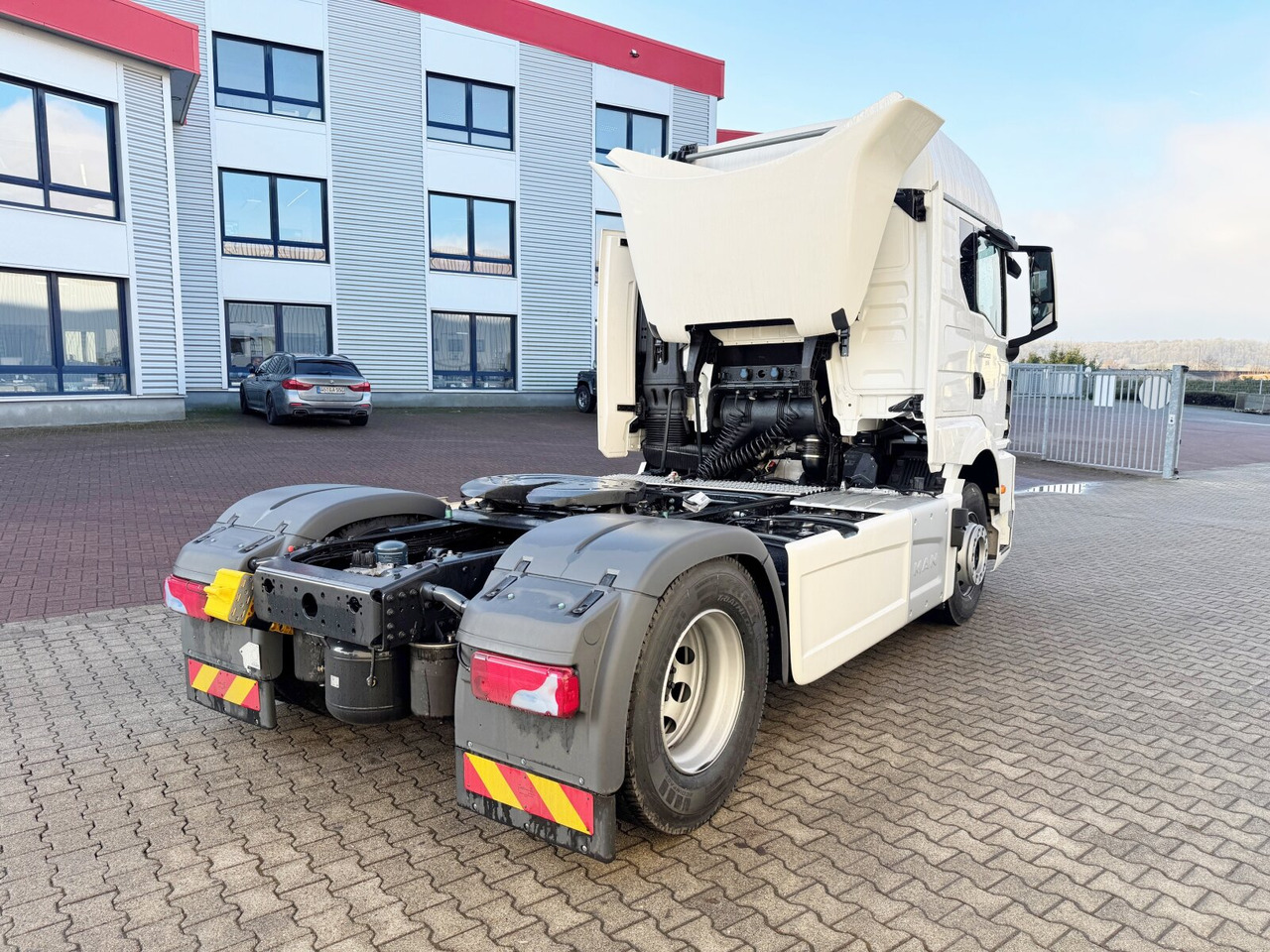 Leasing MAN TGS 18.480 BL 4x2 TGS 18.480 BL 4x2, MEHRFACH VORHANDEN! MAN TGS 18.480 BL 4x2 TGS 18.480 BL 4x2, MEHRFACH VORHANDEN!: afbeelding 9 Leasing MAN TGS 18.480 BL 4x2 TGS 18.480 BL 4x2, MEHRFACH VORHANDEN! MAN TGS 18.480 BL 4x2 TGS 18.480 BL 4x2, MEHRFACH VORHANDEN!: afbeelding 9