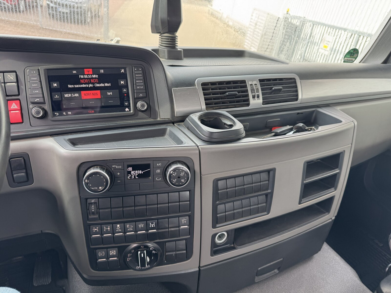 MAN TGS 26.500 6x4 BLS TGS 26.500 6x4 BLS, PriTarder, Navi, Hydraulik - Trekker: afbeelding 4 MAN TGS 26.500 6x4 BLS TGS 26.500 6x4 BLS, PriTarder, Navi, Hydraulik - Trekker: afbeelding 4