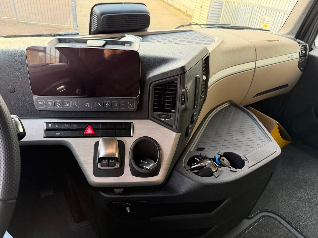 Mercedes-Benz Actros 3363 LS 6x4 Actros 3363 LS 6x4, Retarder, SoloStar, MultimediaCockpit, Navi, LED - Trekker: afbeelding 3 Mercedes-Benz Actros 3363 LS 6x4 Actros 3363 LS 6x4, Retarder, SoloStar, MultimediaCockpit, Navi, LED - Trekker: afbeelding 3