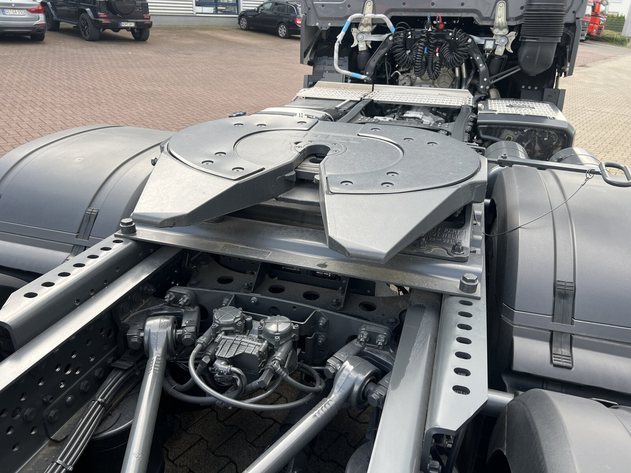 Mercedes-Benz Arocs 2653 LS 6x4 Arocs 2653 LS 6x4, Retarder, MirrorCam, MultimediaCockpit, Navi, LED - Trekker: afbeelding 4 Mercedes-Benz Arocs 2653 LS 6x4 Arocs 2653 LS 6x4, Retarder, MirrorCam, MultimediaCockpit, Navi, LED - Trekker: afbeelding 4