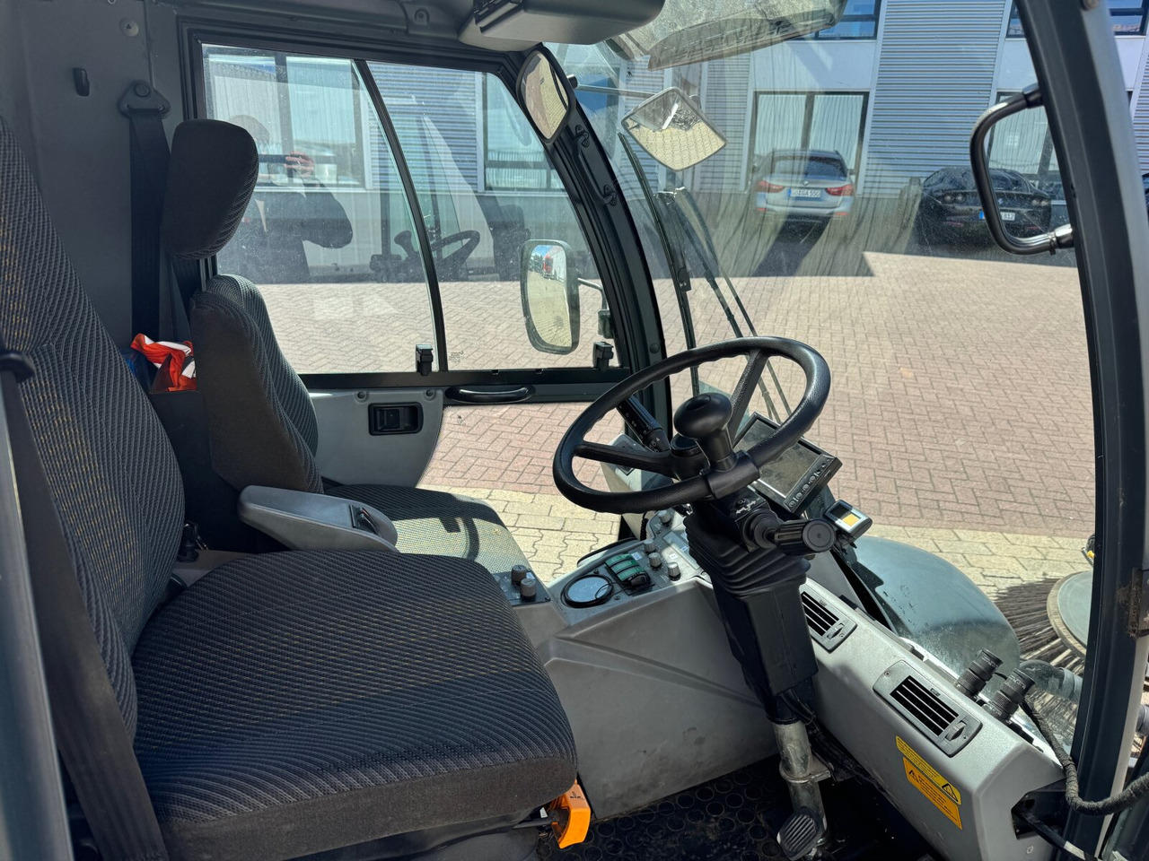 Hako Multicar Citymaster 2000 3B Kehrmaschine 4x2 Multicar Citymaster 2000 3B Kehrmaschine 4x2 - Vrachtwagen: afbeelding 3 Hako Multicar Citymaster 2000 3B Kehrmaschine 4x2 Multicar Citymaster 2000 3B Kehrmaschine 4x2 - Vrachtwagen: afbeelding 3