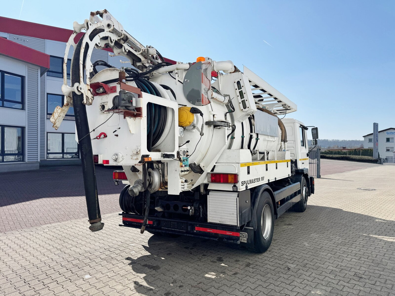 Vrachtwagen MAN TGM 18.284 4x2 BL TGM 18.284 4x2 BL, Assmann Saug- und Spülwagen 9m³: afbeelding 11 Vrachtwagen MAN TGM 18.284 4x2 BL TGM 18.284 4x2 BL, Assmann Saug- und Spülwagen 9m³: afbeelding 11