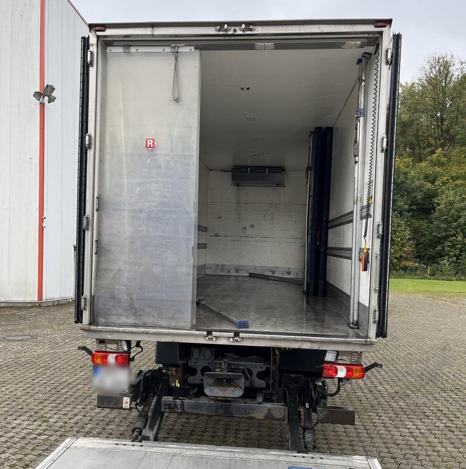 Mercedes-Benz Actros 1832 L 4x2 Actros 1832 L 4x2, Kühlkoffer, 2x Trennwand, Carrier, LBW BÄR - Vrachtwagen: afbeelding 4 Mercedes-Benz Actros 1832 L 4x2 Actros 1832 L 4x2, Kühlkoffer, 2x Trennwand, Carrier, LBW BÄR - Vrachtwagen: afbeelding 4