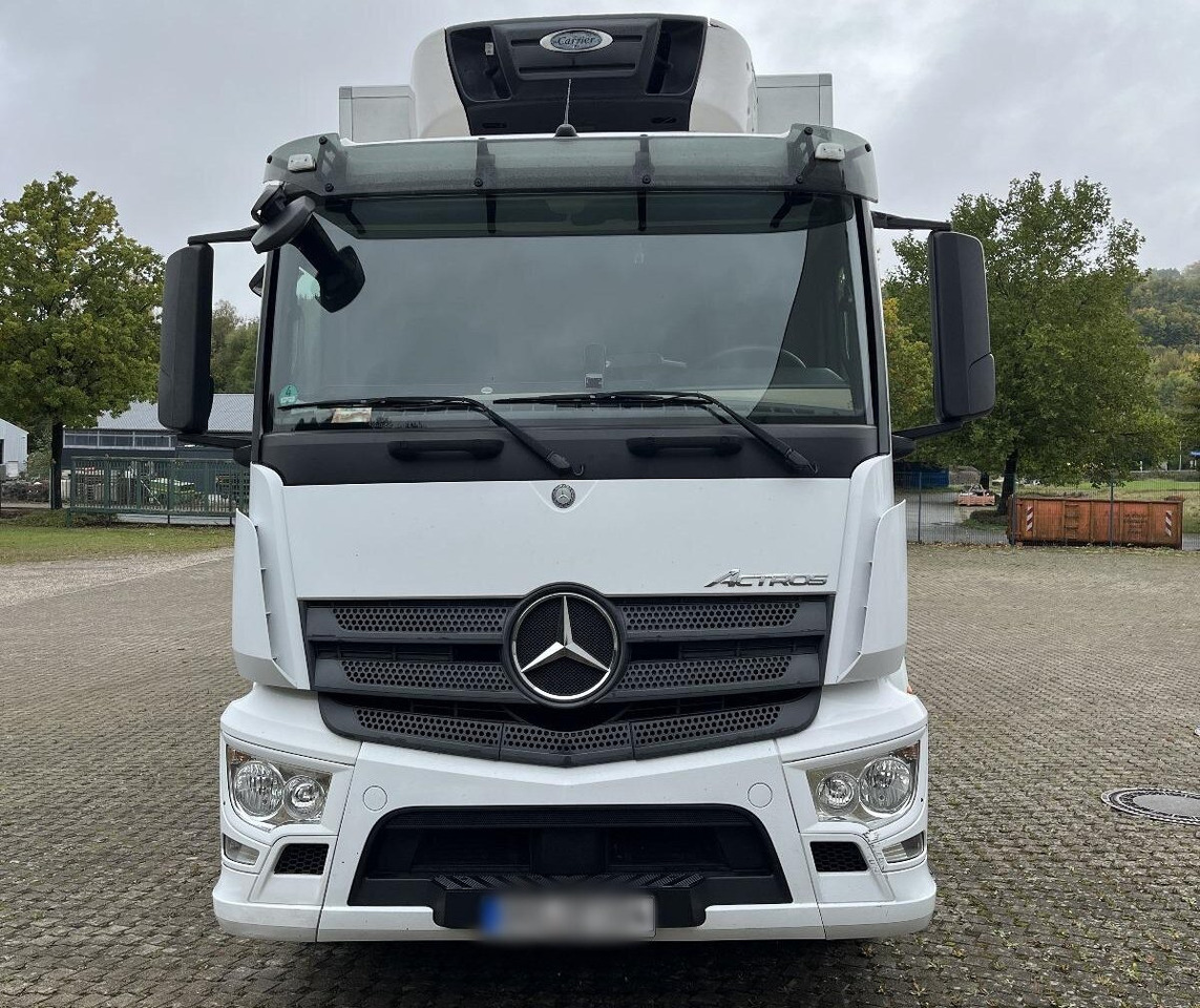 Mercedes-Benz Actros 1832 L 4x2 Actros 1832 L 4x2, Kühlkoffer, 2x Trennwand, Carrier, LBW BÄR - Vrachtwagen: afbeelding 3 Mercedes-Benz Actros 1832 L 4x2 Actros 1832 L 4x2, Kühlkoffer, 2x Trennwand, Carrier, LBW BÄR - Vrachtwagen: afbeelding 3