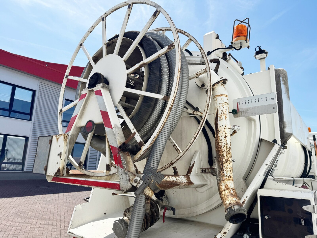 Mercedes-Benz Actros 2541 L 6x2 Actros 2541 L 6x2, Müller Saug-/Spülwagen ca. 12m³, Widi-Platte, Lift-/Lenkachse - Vrachtwagen: afbeelding 2 Mercedes-Benz Actros 2541 L 6x2 Actros 2541 L 6x2, Müller Saug-/Spülwagen ca. 12m³, Widi-Platte, Lift-/Lenkachse - Vrachtwagen: afbeelding 2