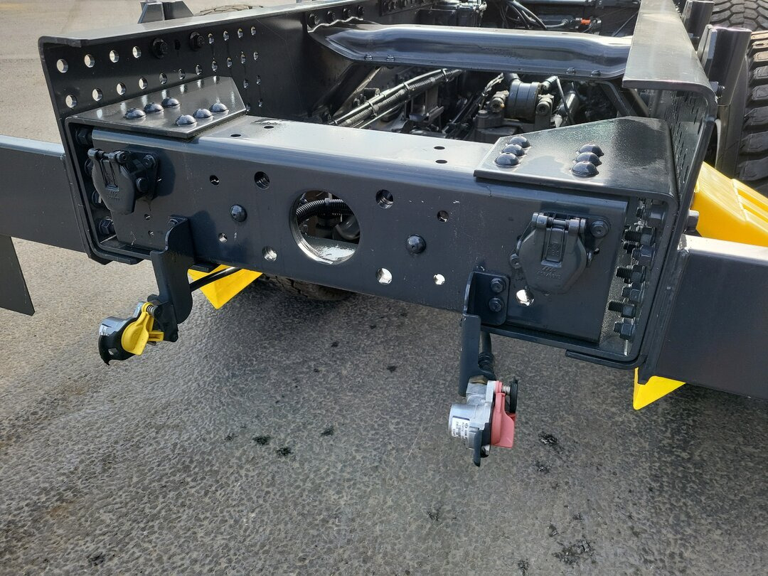 X-Way 460 6x4, Retarder X-Way 460 6x4, Retarder - Haakarmsysteem vrachtwagen: afbeelding 5 X-Way 460 6x4, Retarder X-Way 460 6x4, Retarder - Haakarmsysteem vrachtwagen: afbeelding 5