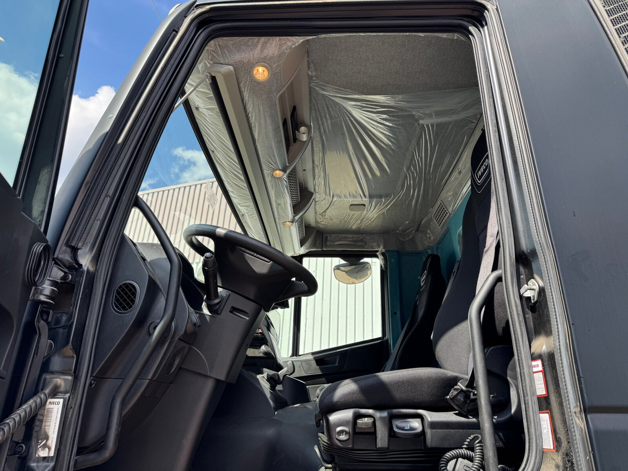 X-Way AD360X40Z/P 8x4 X-Way AD360X40Z/P 8x4 - Haakarmsysteem vrachtwagen: afbeelding 2 X-Way AD360X40Z/P 8x4 X-Way AD360X40Z/P 8x4 - Haakarmsysteem vrachtwagen: afbeelding 2