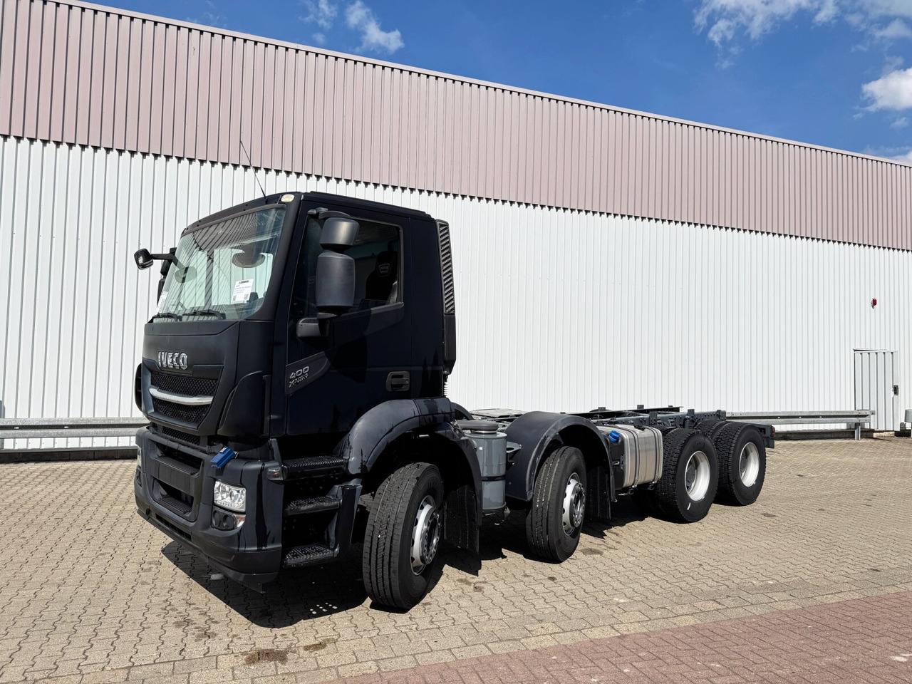 X-Way AD360X40Z/P 8x4 X-Way AD360X40Z/P 8x4 - Chassis vrachtwagen: afbeelding 1 X-Way AD360X40Z/P 8x4 X-Way AD360X40Z/P 8x4 - Chassis vrachtwagen: afbeelding 1