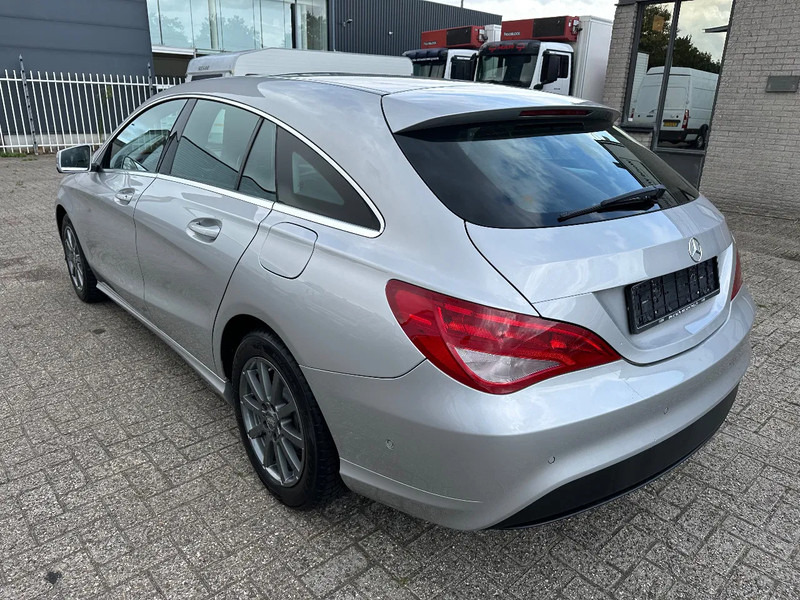 Mercedes-Benz CLA-Klasse 200 D - SHOOTING BRAKE + STANDKLIMA + NAVI - Personenwagen: afbeelding 3 Mercedes-Benz CLA-Klasse 200 D - SHOOTING BRAKE + STANDKLIMA + NAVI - Personenwagen: afbeelding 3