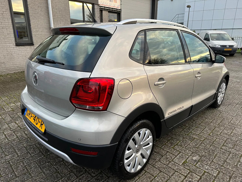 Volkswagen Polo 1.2 TSI CROSS + AUTOMATIC + 101.474 KM + APK/TUV - Hatchback: afbeelding 5 Volkswagen Polo 1.2 TSI CROSS + AUTOMATIC + 101.474 KM + APK/TUV - Hatchback: afbeelding 5