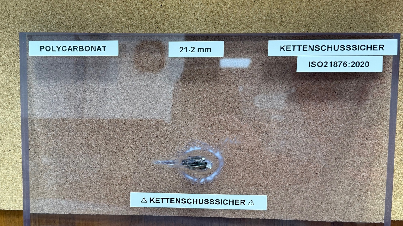 - Voorruit voor Harvester: afbeelding 1 - Voorruit voor Harvester: afbeelding 1