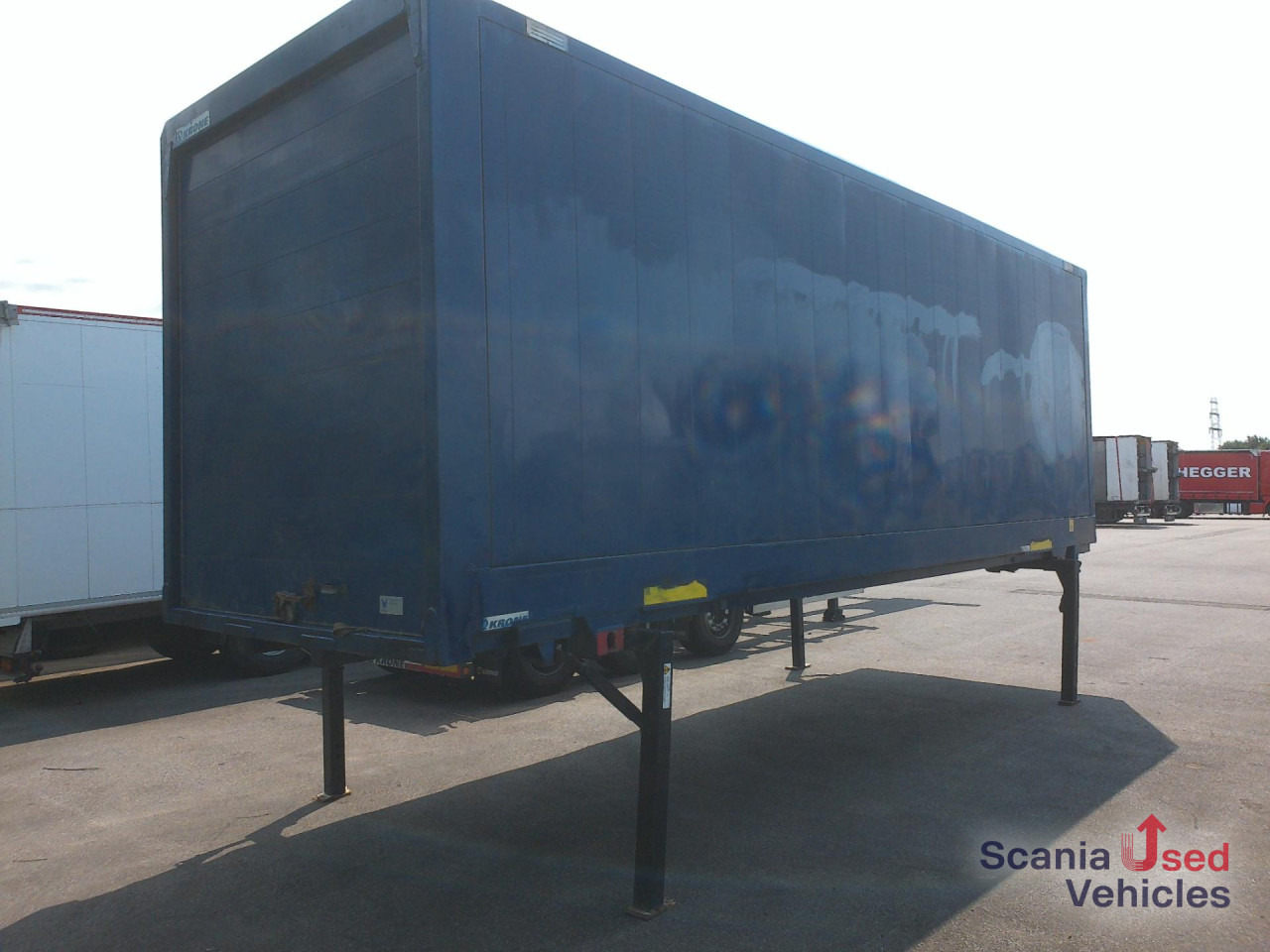 KRONE WB Koffer 7,82 Rolltor - Aanhanger: afbeelding 2 KRONE WB Koffer 7,82 Rolltor - Aanhanger: afbeelding 2